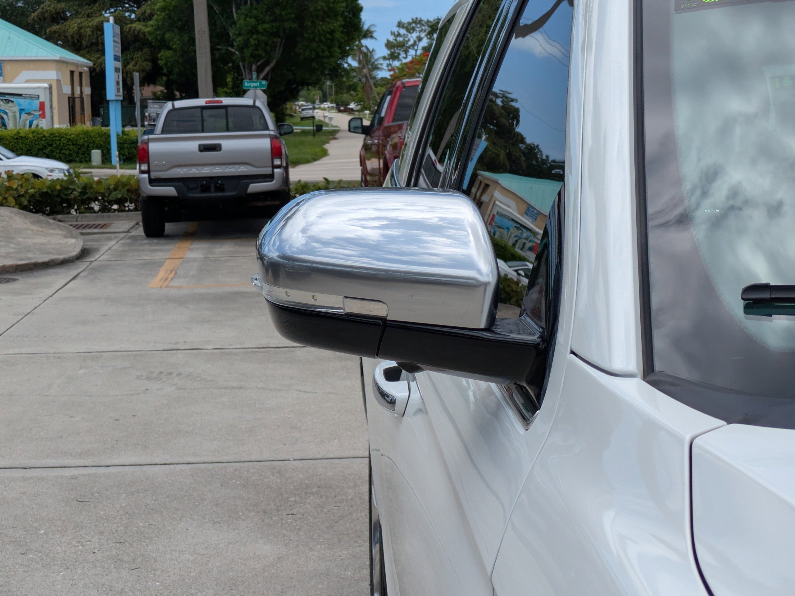 Certified 2023 Ford Expedition Platinum RWD image 10