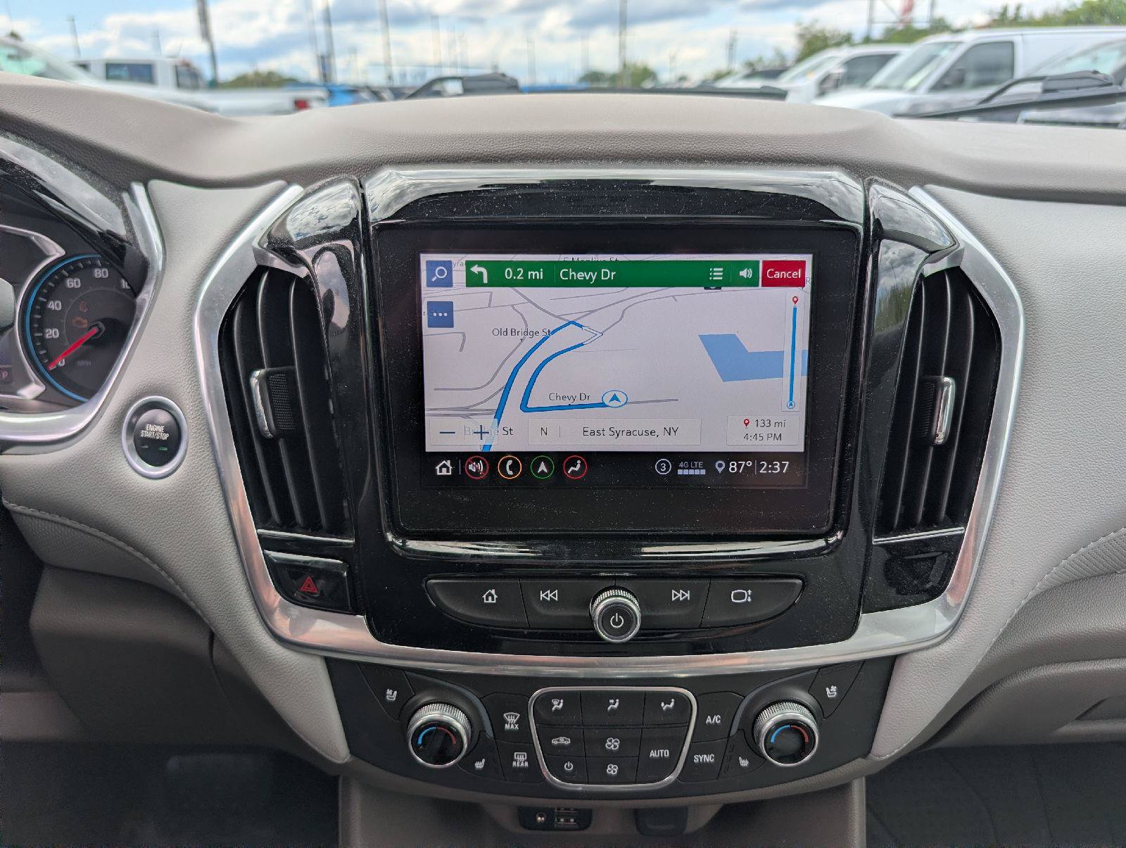 Used 2020 Chevrolet Traverse Premier AWD/4WD image 15