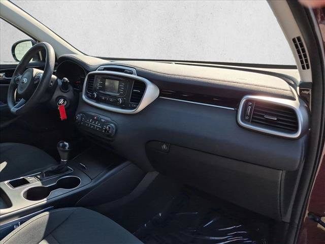 Used 2018 Kia Sorento LX AWD/4WD image 21