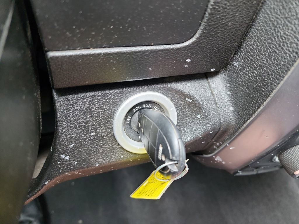 Used 2024 RAM 1500 Classic SLT image 24