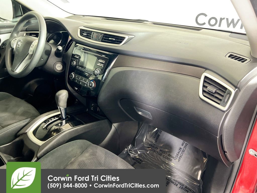 Used 2016 Nissan Rogue S AWD/4WD image 28