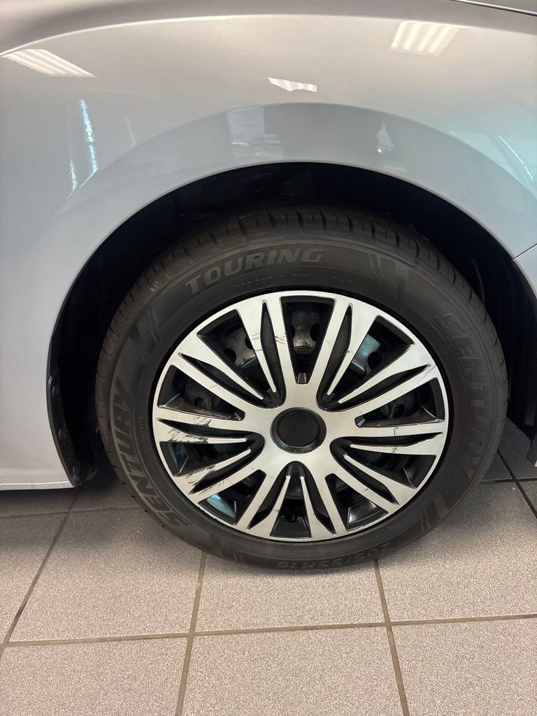 Used 2023 Subaru Impreza 2.0i AWD/4WD image 7