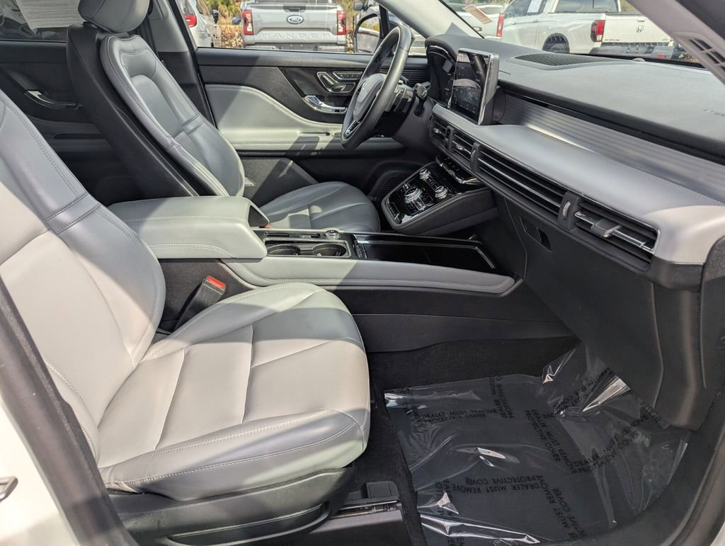 Used 2022 Lincoln Corsair FWD image 10