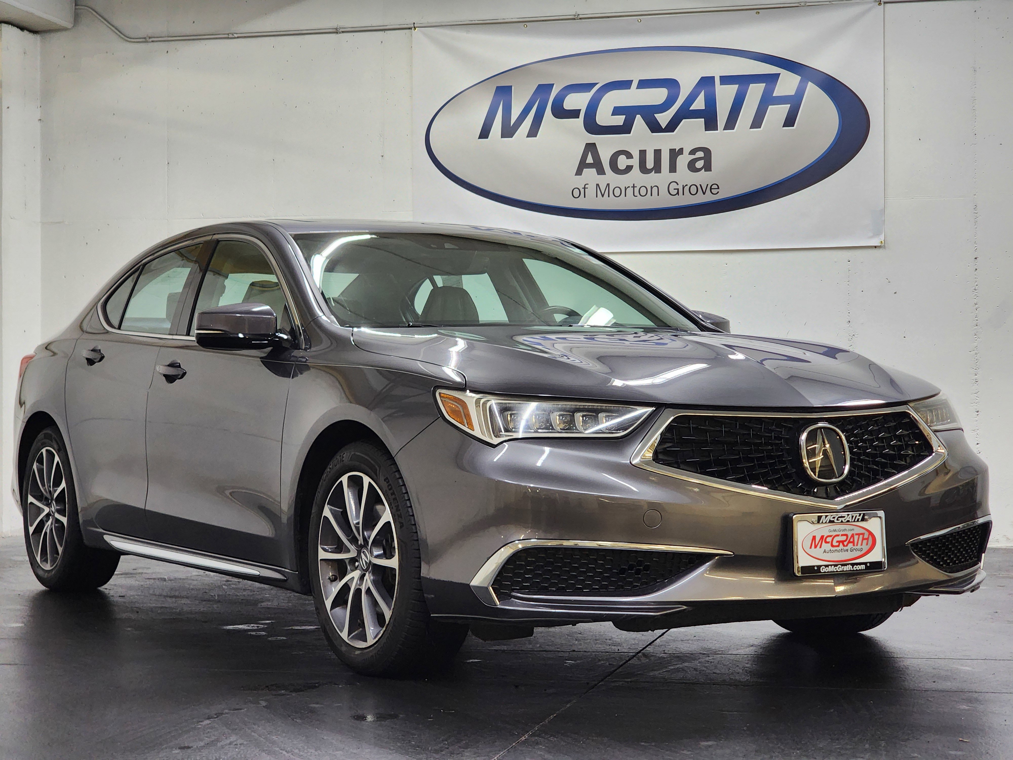 Certified 2018 Acura TLX V6 w/ Technology Package image 2