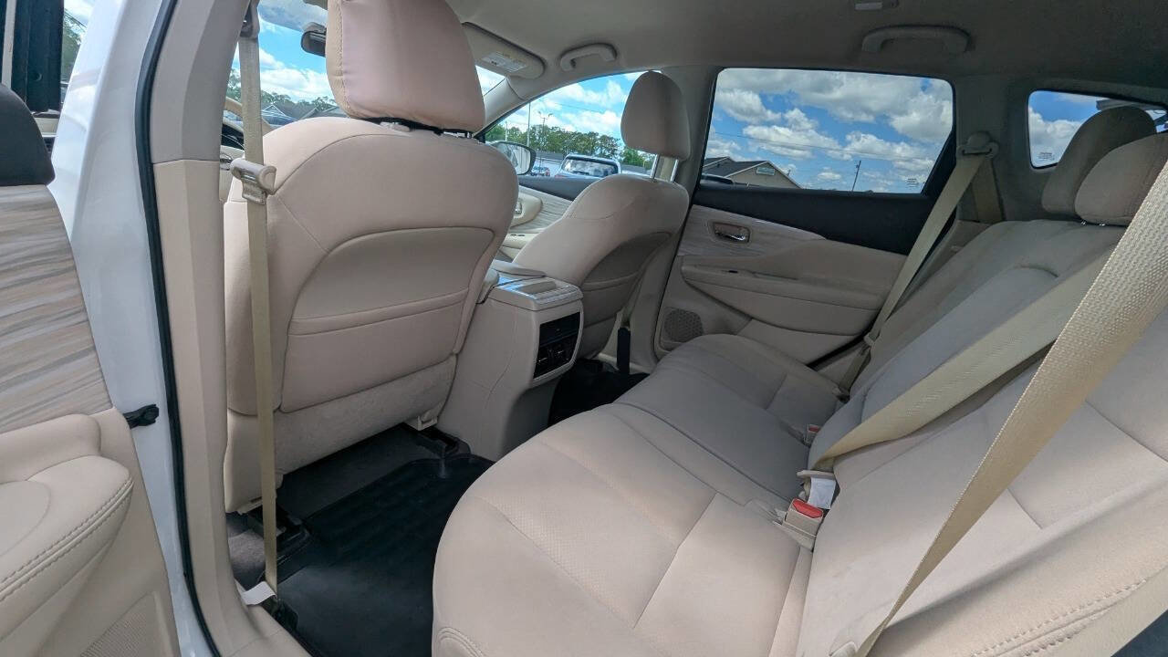 Used 2016 Nissan Murano SV w/ Cargo Package FWD image 39