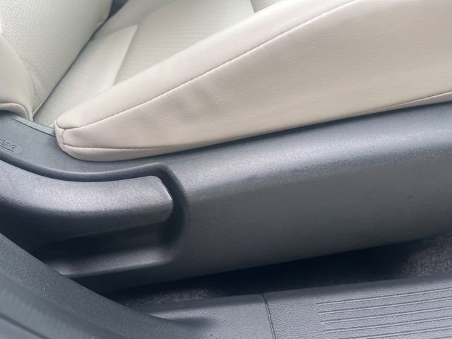 Used 2024 Nissan Rogue SV w/ SV Premium Package FWD image 21