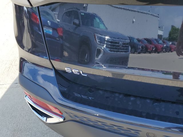 New 2026 Volkswagen Taos SEL AWD/4WD image 7