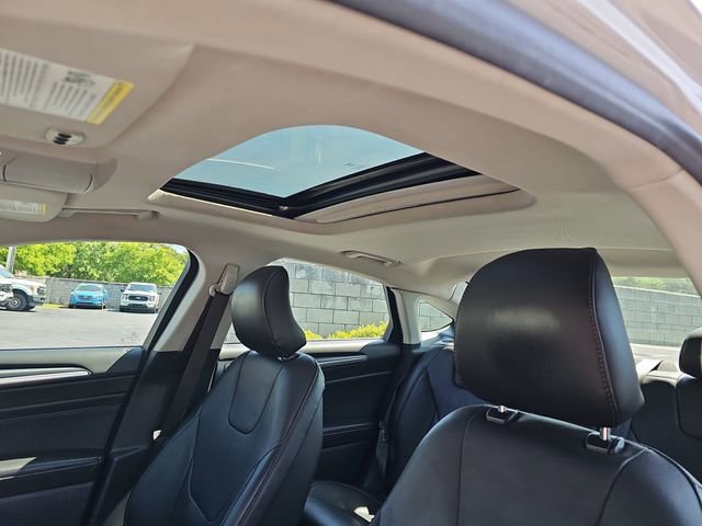 Used 2016 Ford Fusion Titanium image 14