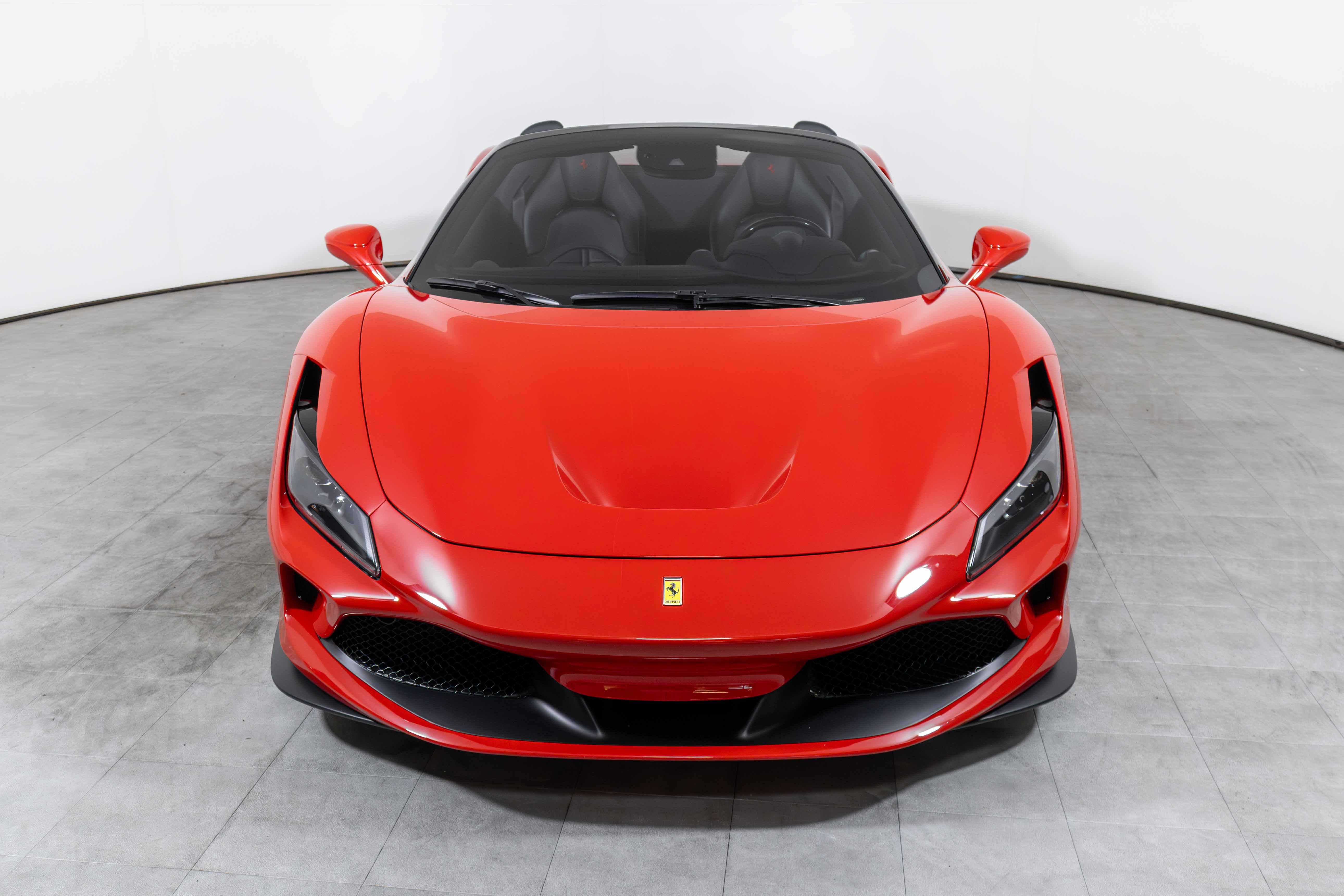 Certified 2023 Ferrari F8 Tributo image 2
