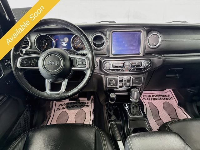 Used 2018 Jeep Wrangler Unlimited Sahara w/ Uconnect 4C Nav & Sound Group AWD/4WD image 22