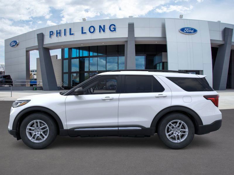 New 2025 Ford Explorer Active image 3