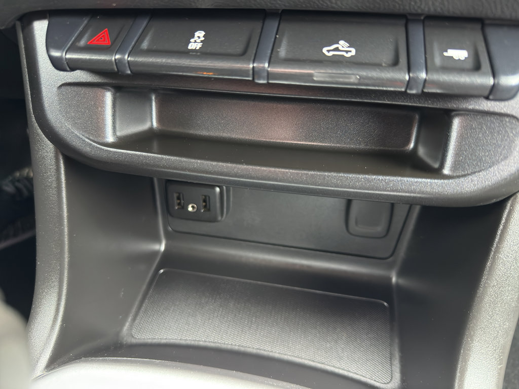 Used 2020 Chevrolet Colorado LT image 21