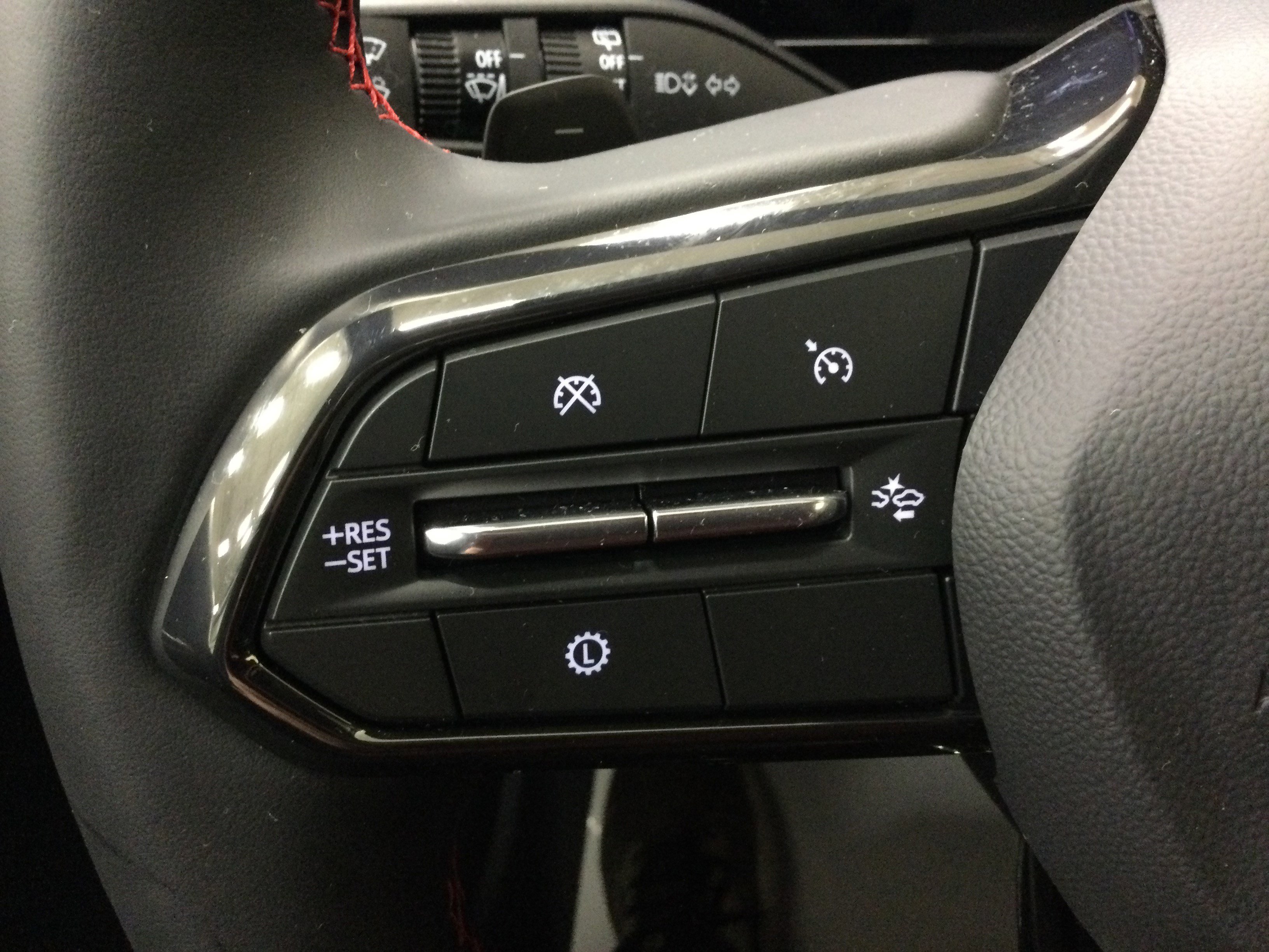 New 2026 Chevrolet Equinox RS w/ Convenience Package III image 13