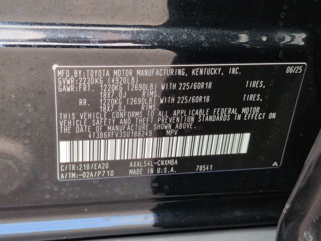 Used 2025 Toyota RAV4 XLE Premium w/ Weather Package AWD/4WD image 27