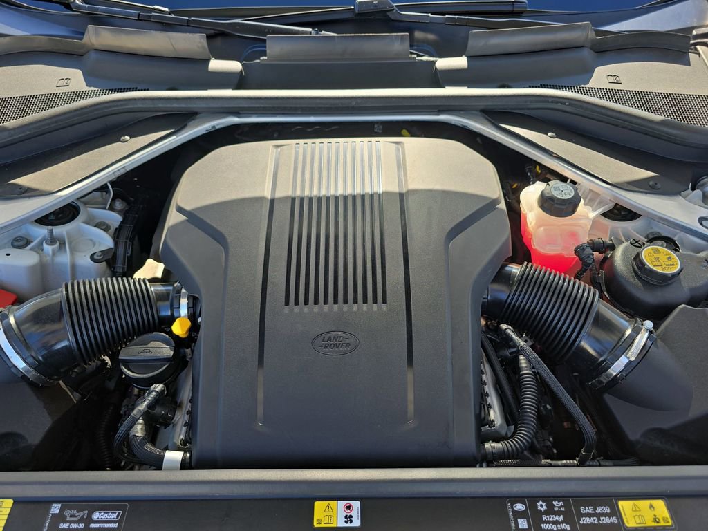 Certified 2024 Land Rover Range Rover Autobiography AWD/4WD image 32