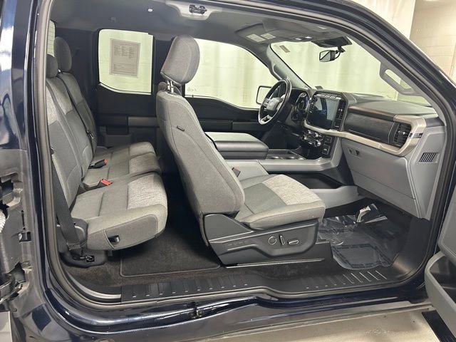 Used 2021 Ford F150 XLT w/ Equipment Group 302A High image 13