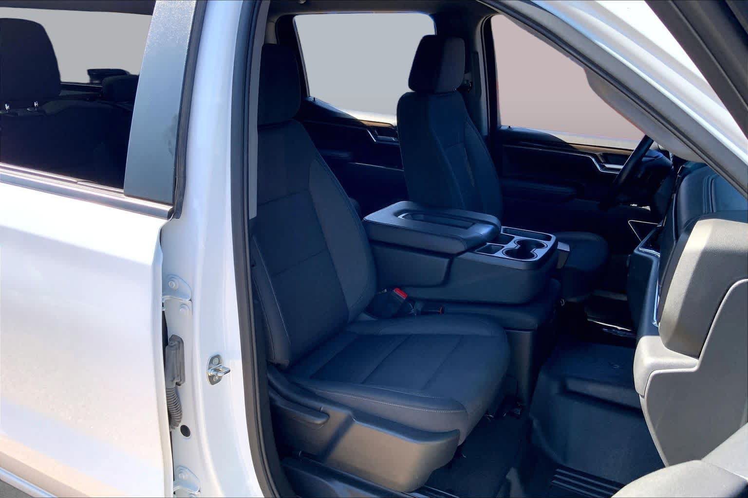 Certified 2022 Chevrolet Silverado 1500 LT Trail Boss AWD/4WD image 9