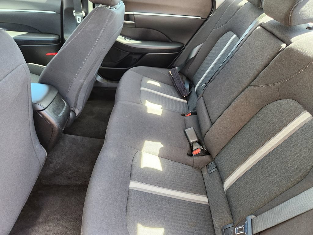 Used 2025 Hyundai Sonata SEL FWD image 19