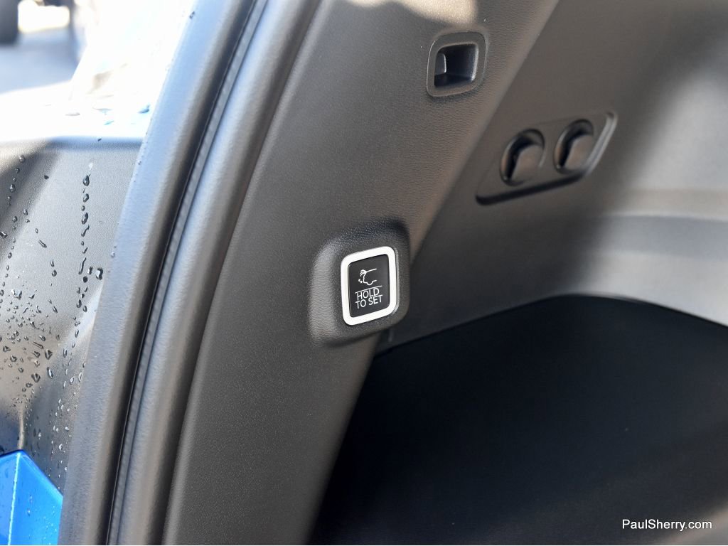 New 2026 Jeep Cherokee Limited image 18