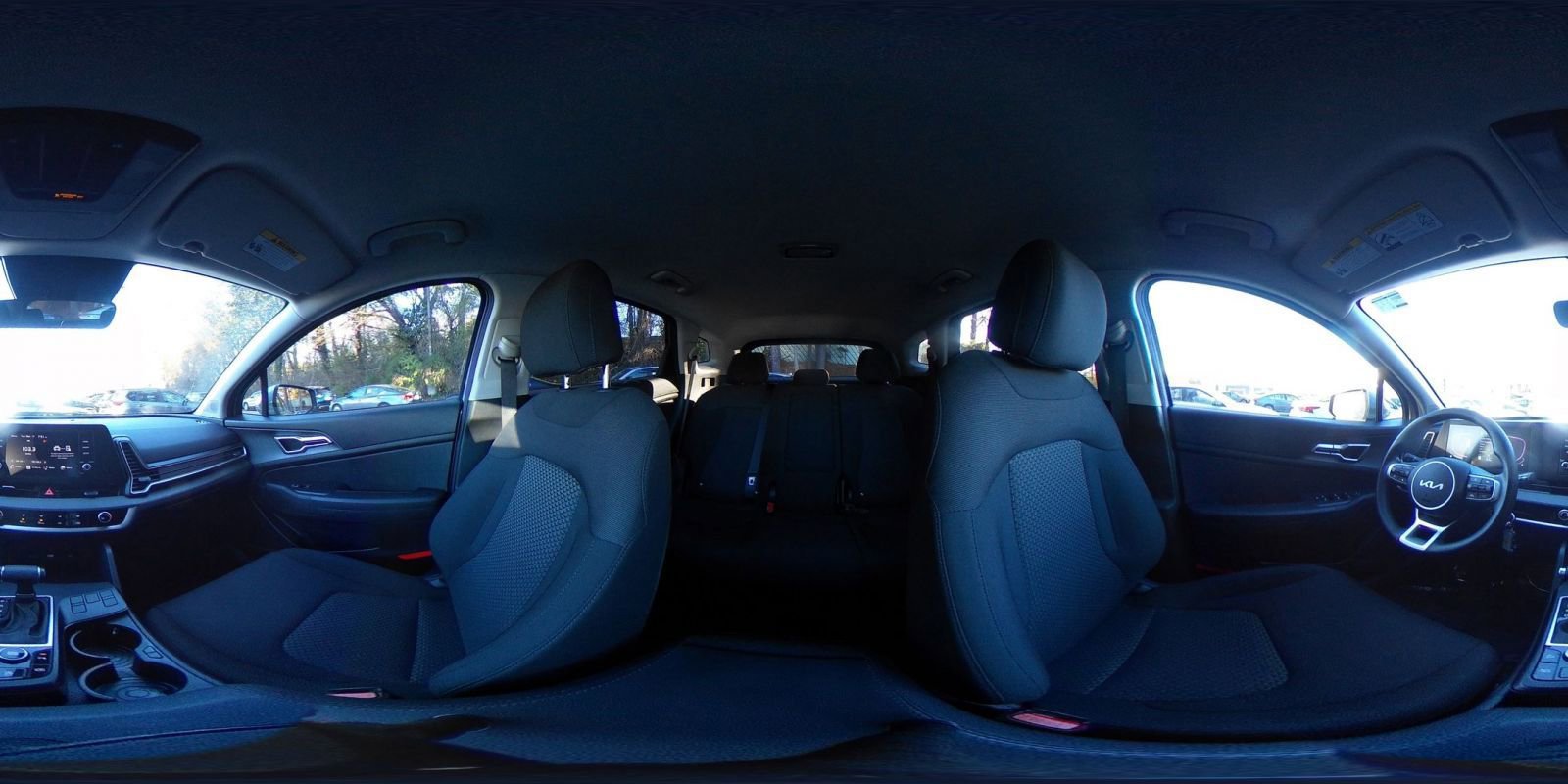 Used 2025 Kia Sportage LX image 42