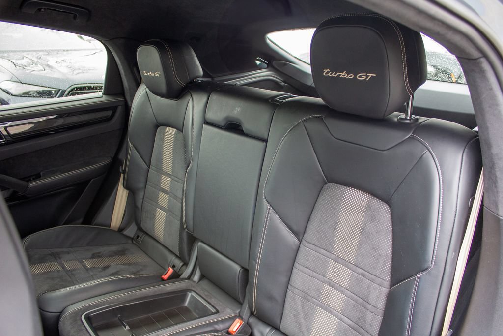 Used 2023 Porsche Cayenne Turbo GT AWD/4WD image 22