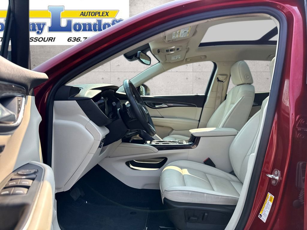 Used 2022 Buick Envision Essence w/ Technology Package I image 10