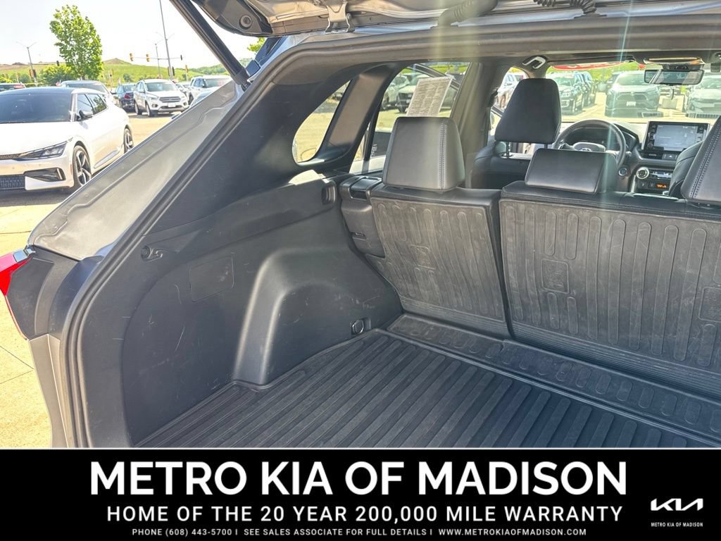 Used 2020 Toyota RAV4 XSE w/ XSE Grade Weather Package AWD/4WD image 29