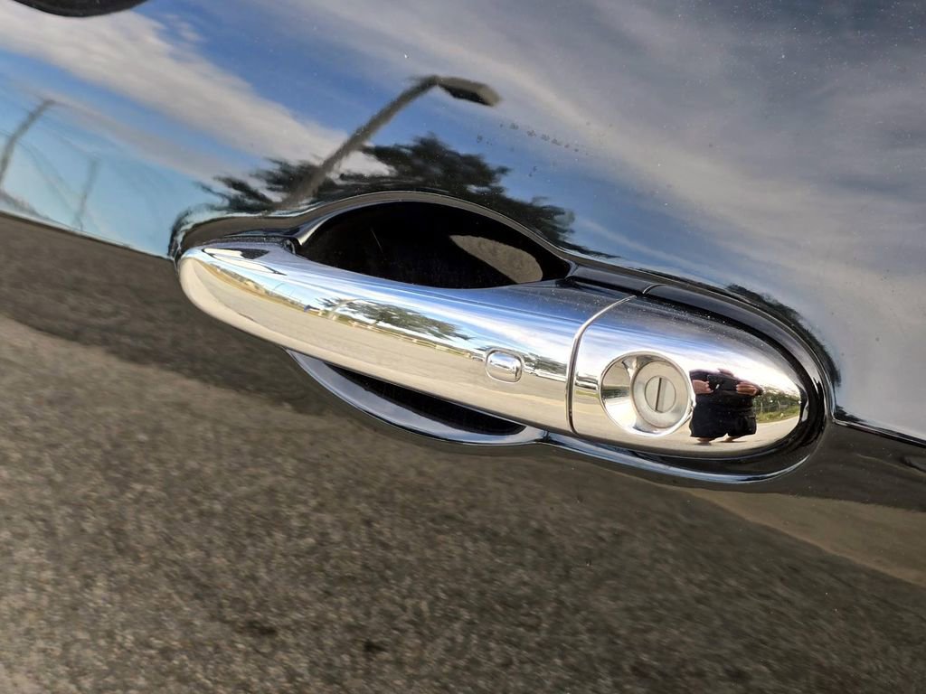 Used 2017 Maserati Quattroporte GTS GranSport image 11