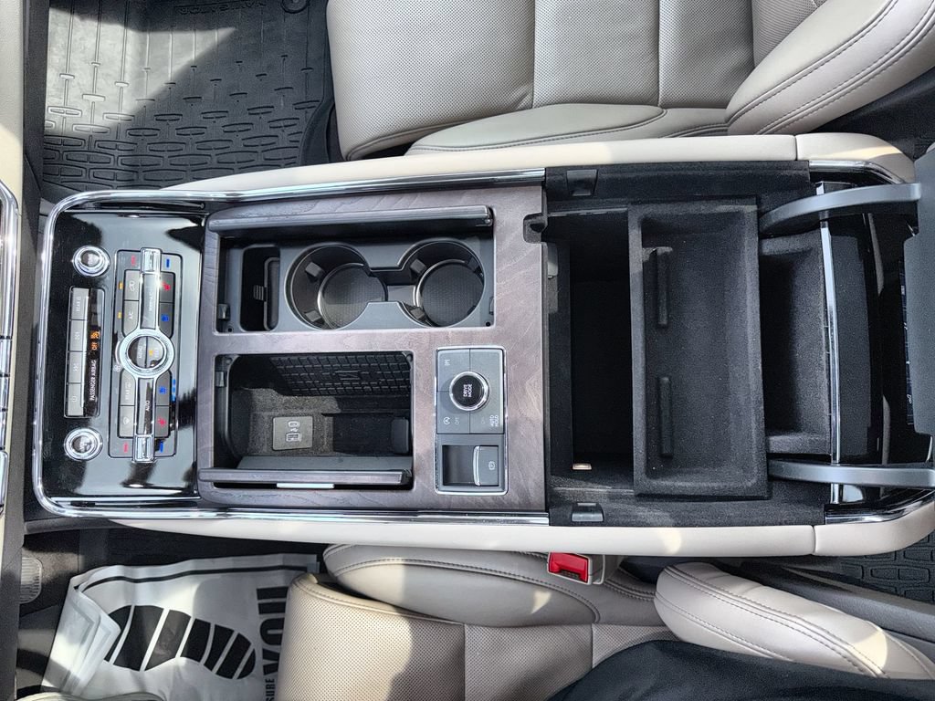 Used 2024 Lincoln Navigator Reserve AWD/4WD image 24