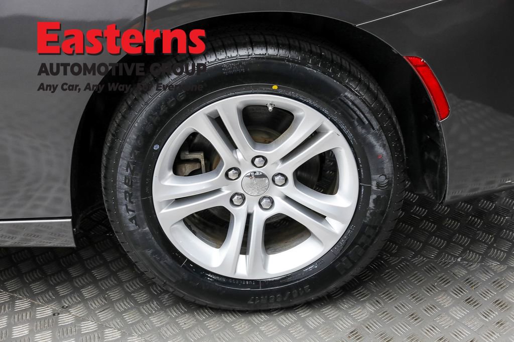 Used 2022 Dodge Charger SXT image 8
