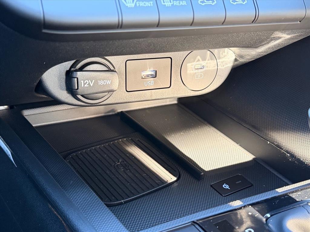 New 2026 Hyundai Elantra Sport image 21