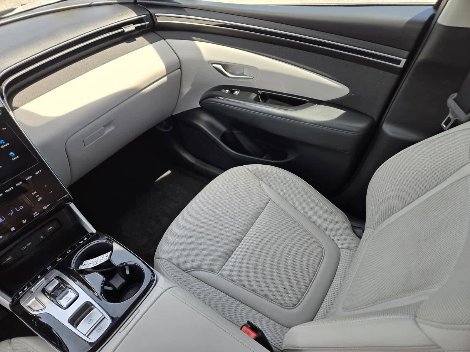 Certified 2023 Hyundai Tucson Limited FWD image 19