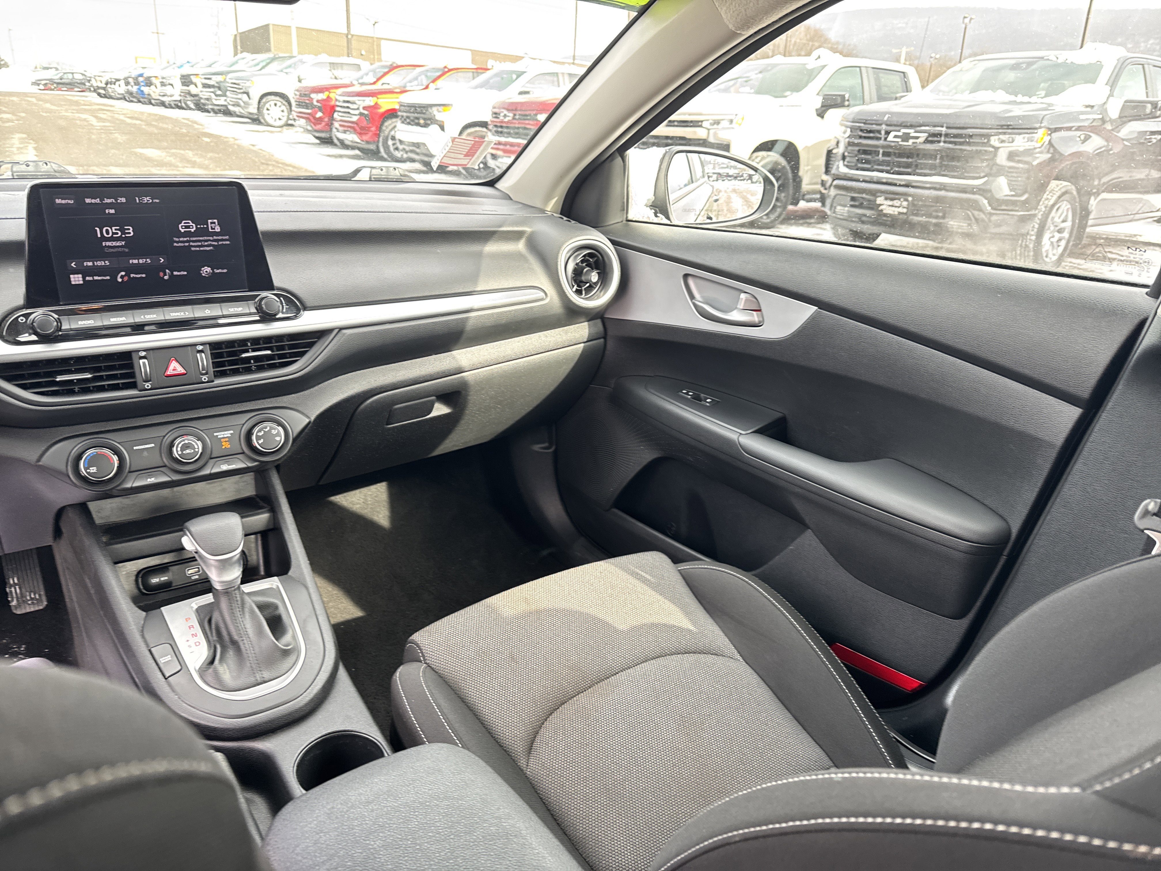 Used 2024 Kia Forte LXS image 13