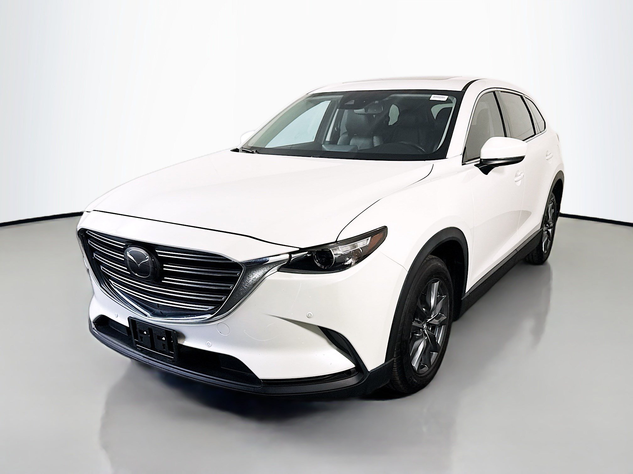Used 2021 MAZDA CX-9 Touring w/ Touring Premium Package FWD image 4