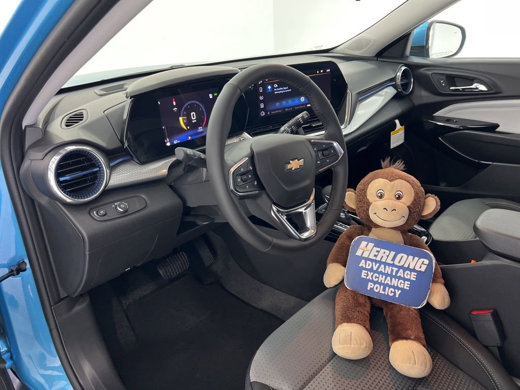 New 2026 Chevrolet Trax LT w/ Driver Confidence Package image 9