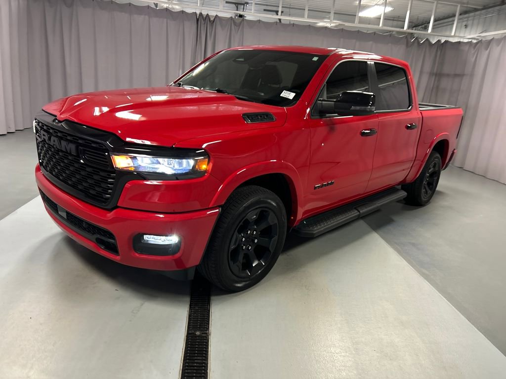 Used 2025 RAM 1500 Big Horn AWD/4WD image 3