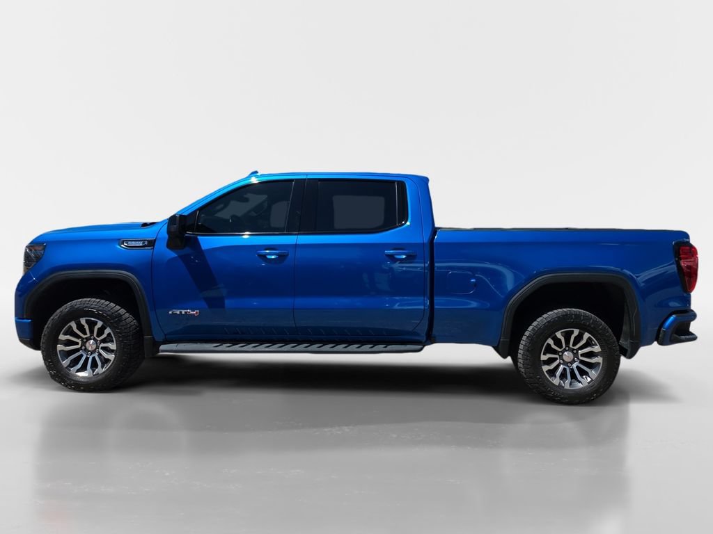 Used 2022 GMC Sierra 1500 AT4 w/ AT4 Preferred Package AWD/4WD image 2