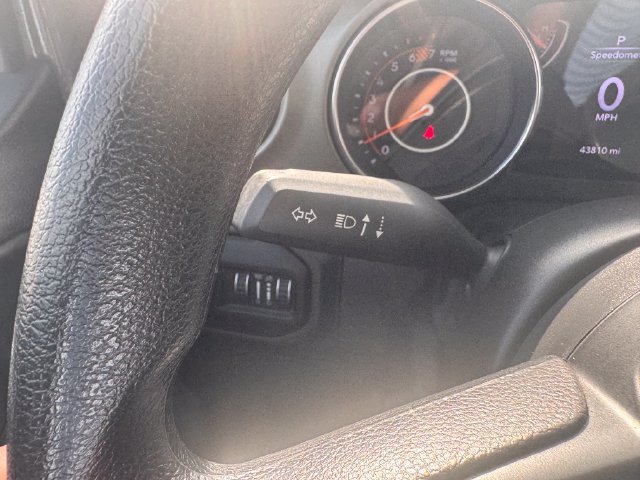 Used 2022 Jeep Wrangler Sport AWD/4WD image 32