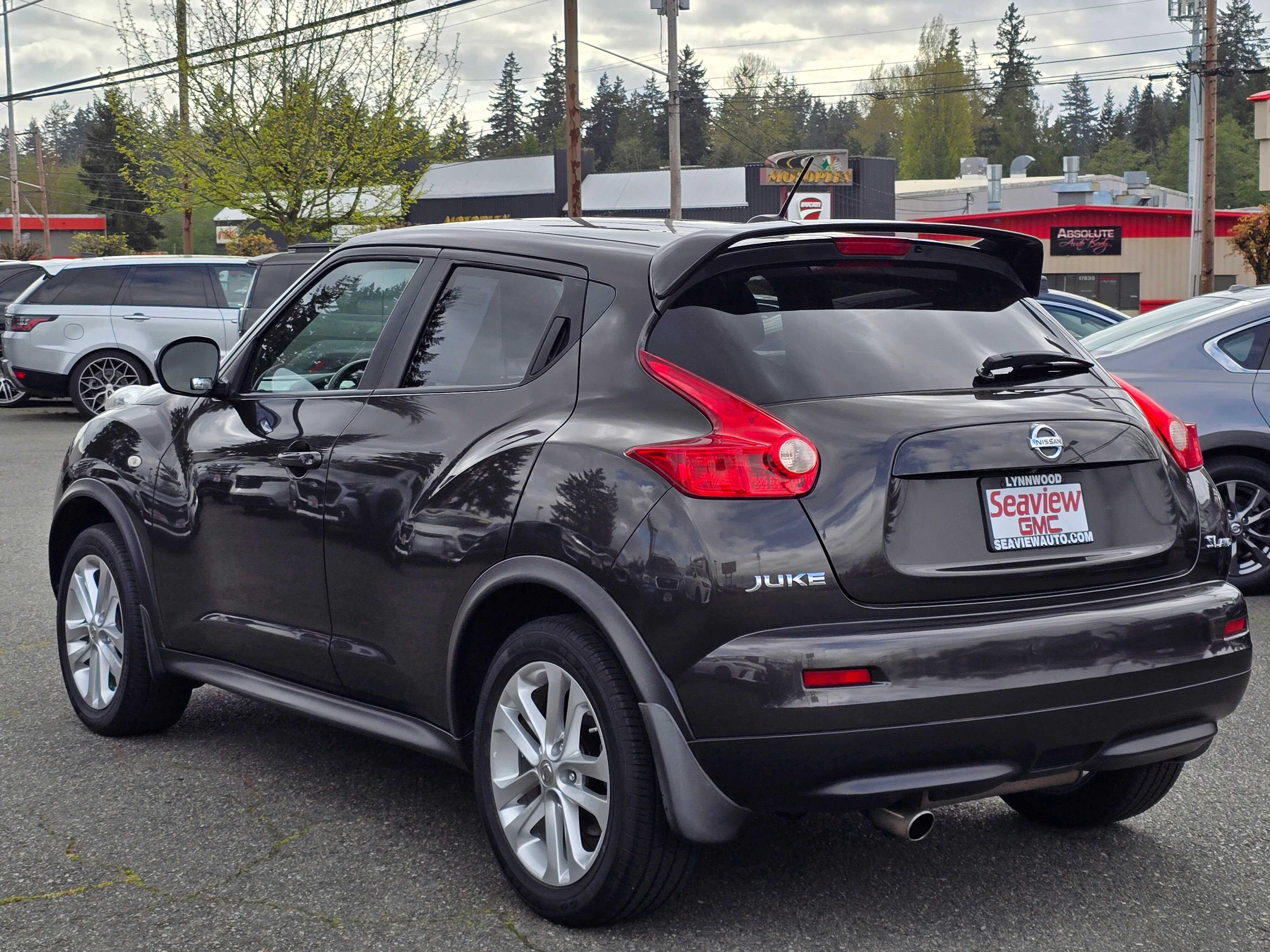 Used 2011 Nissan Juke SL w/ Sport Pkg AWD/4WD image 5