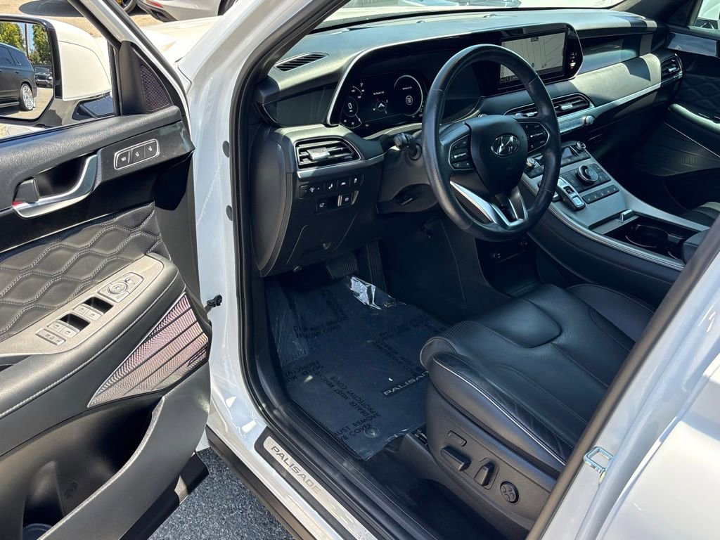 Used 2022 Hyundai Palisade Calligraphy w/ Cargo Package FWD image 12