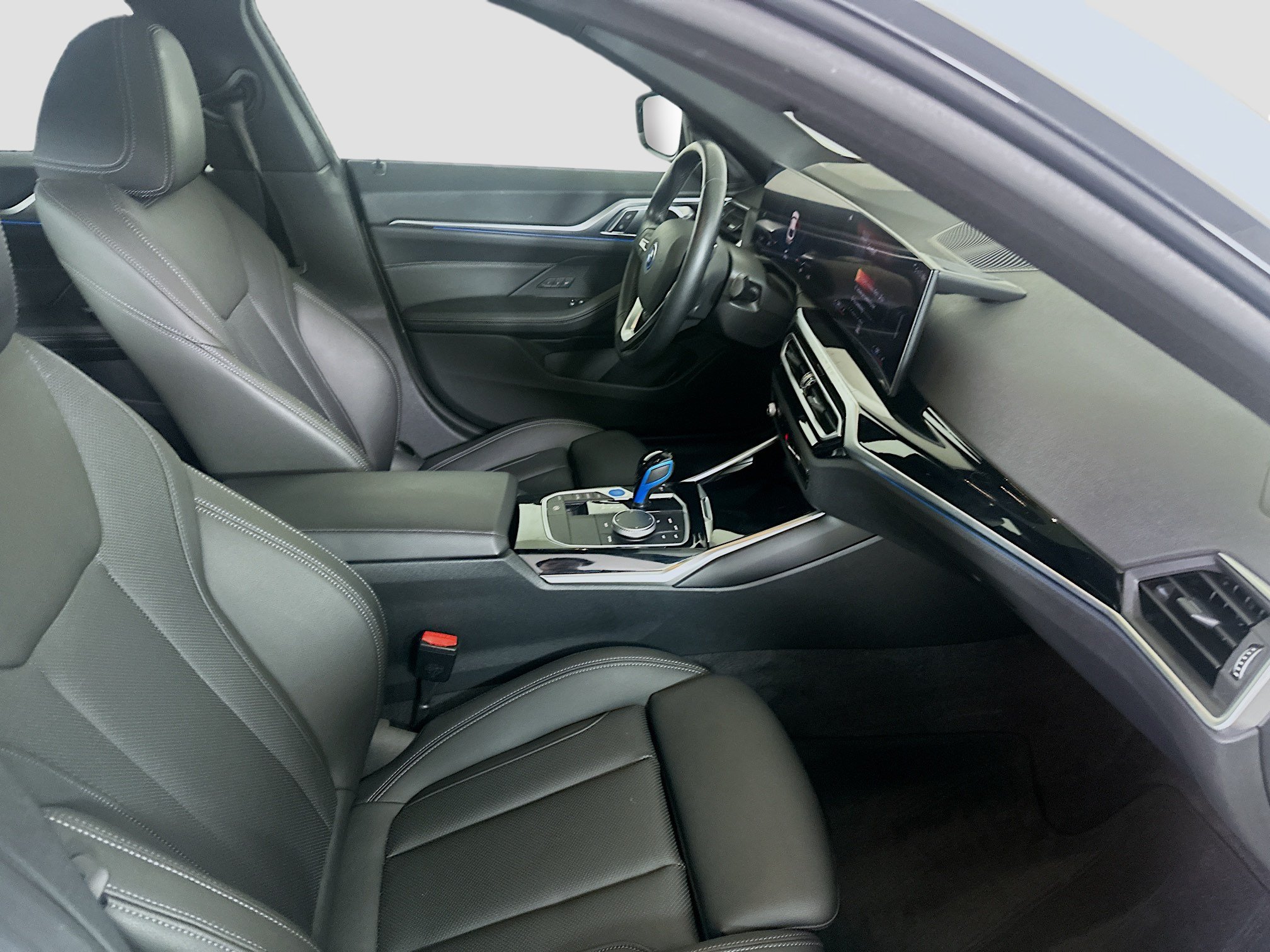 Used 2023 BMW i4 eDrive35 w/ Premium Package RWD image 33