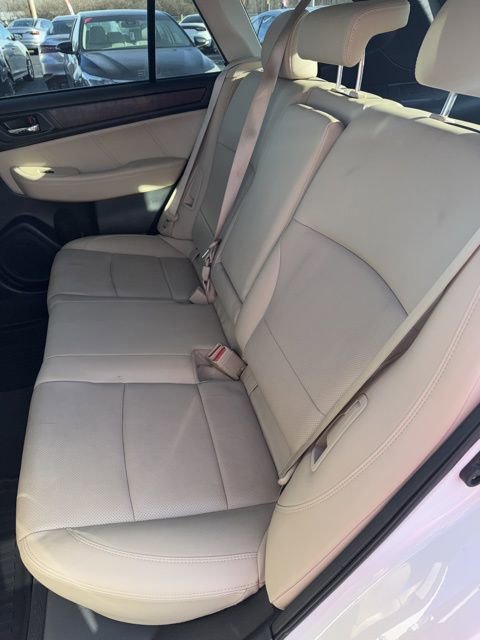Used 2019 Subaru Outback 2.5i Limited w/ Popular Package #2 image 10