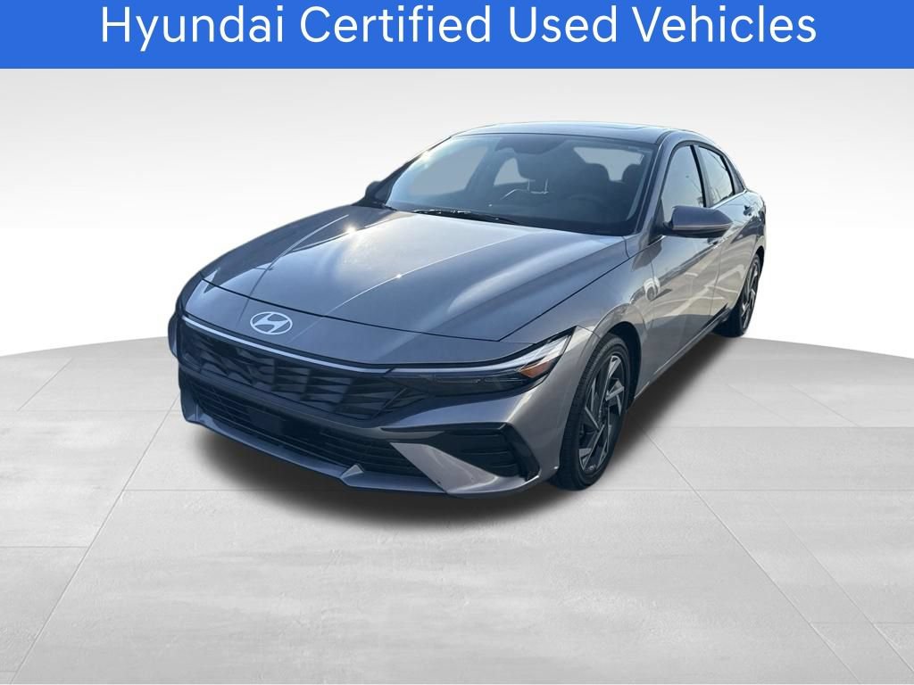 Used 2025 Hyundai Elantra Limited w/ Cargo Package