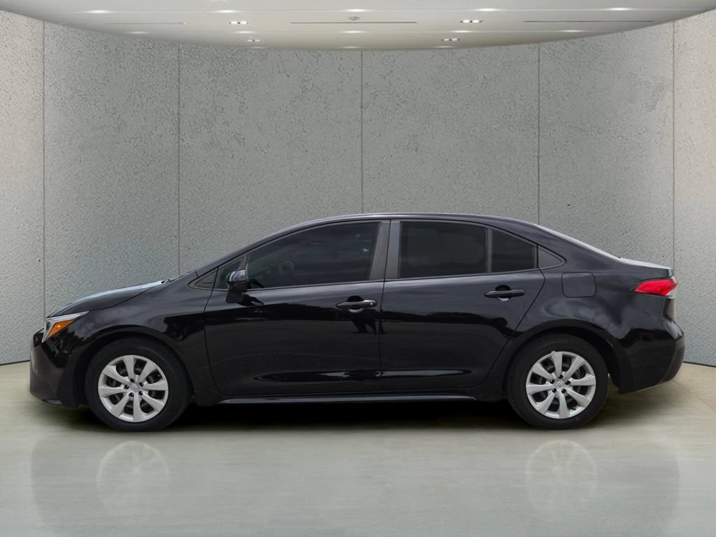 Used 2023 Toyota Corolla LE FWD image 9