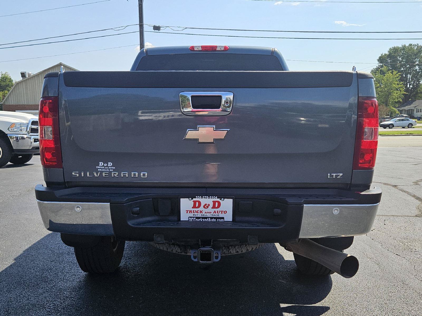 Used 2008 Chevrolet Silverado 2500 LTZ w/ Safety Package AWD/4WD image 18