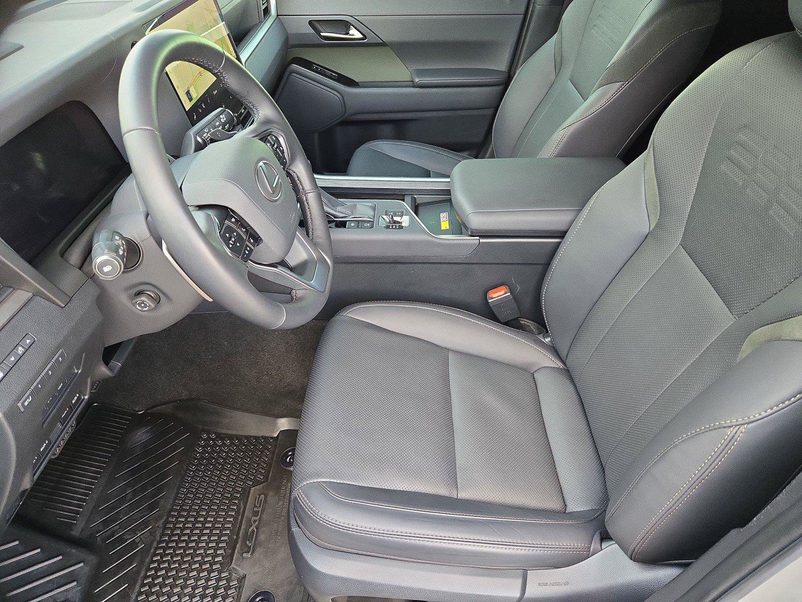 Used 2025 Lexus GX 550 AWD/4WD image 11
