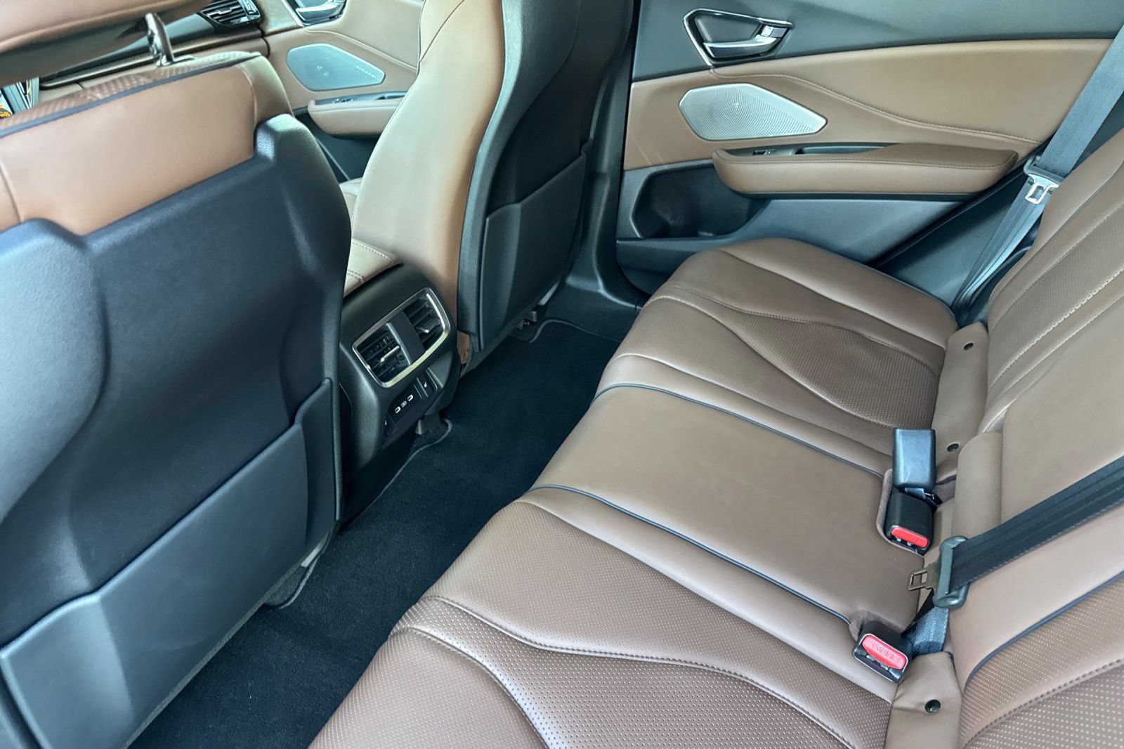 Used 2025 Acura RDX SH-AWD w/ Advance Package image 13