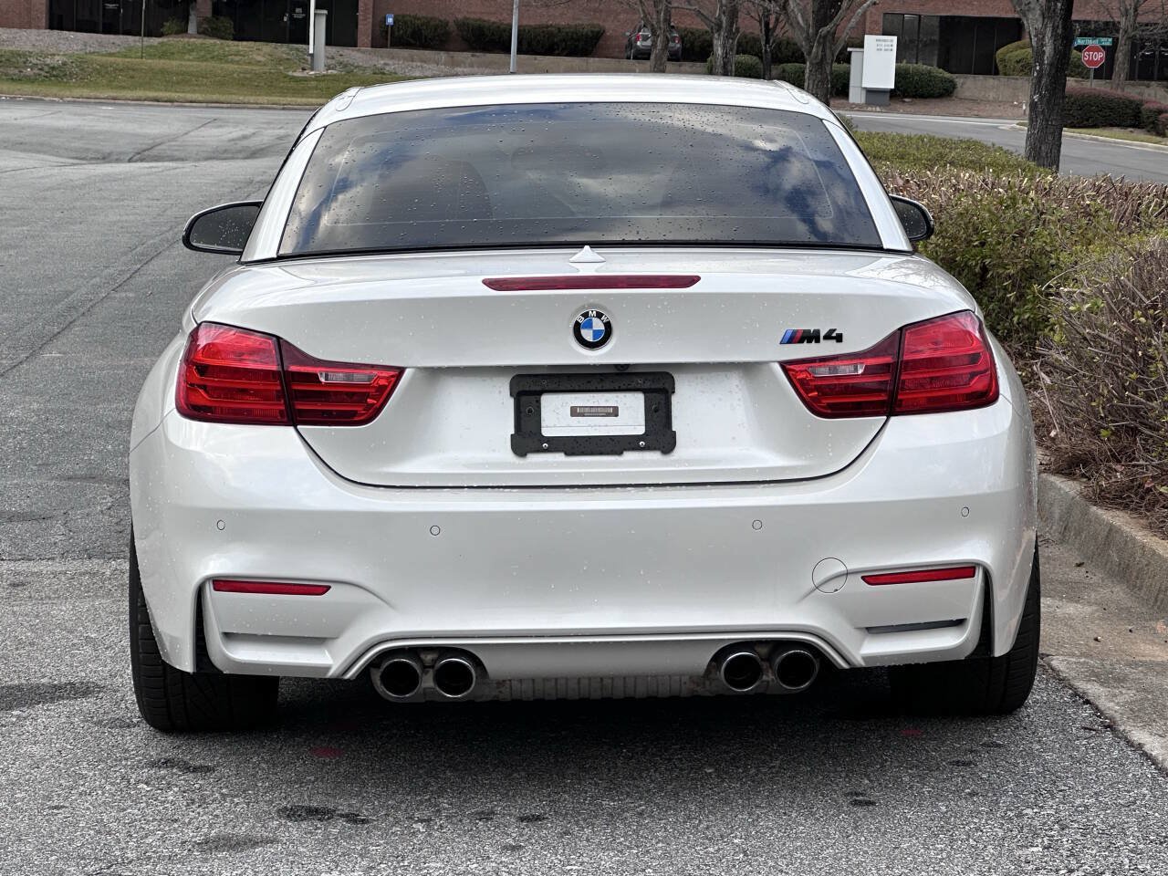 Used 2016 BMW M4 Convertible w/ Executive Package RWD image 4