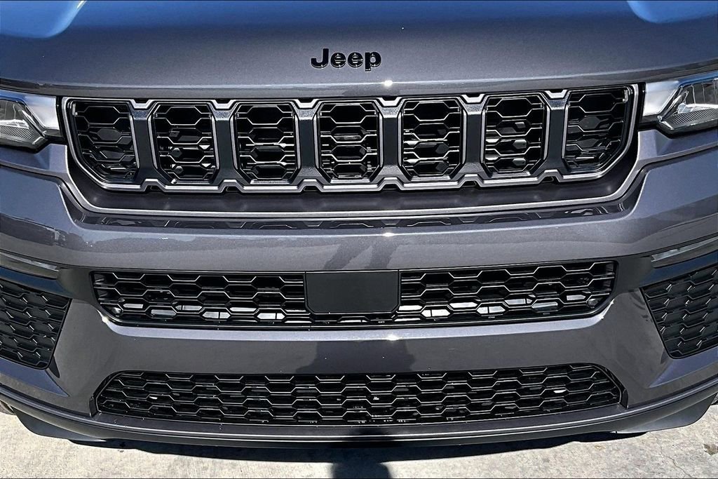 New 2026 Jeep Grand Cherokee Limited AWD/4WD image 29