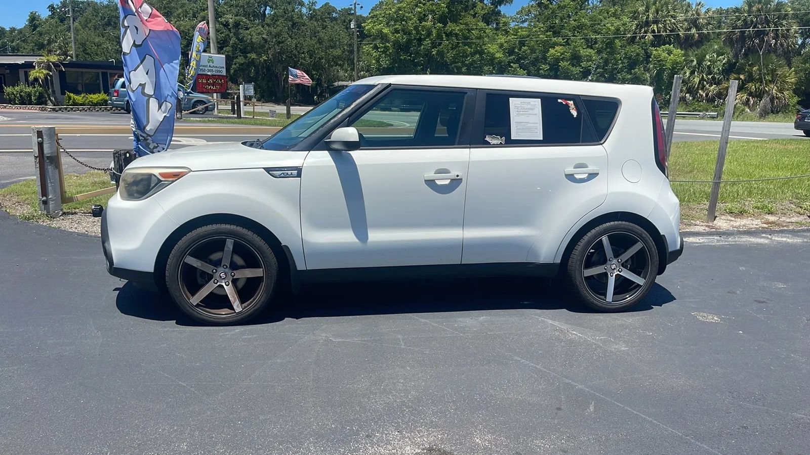 Used 2015 Kia Soul FWD image 4